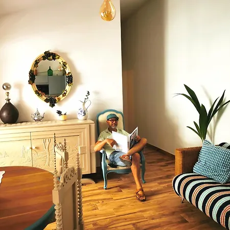 'Algarve', Charming Portuguese Style Apartment In The Historical Centre, 'Vida A Portuguesa' Lejlighed Portimão