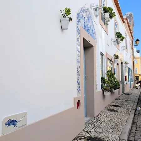 'Algarve', Charming Portuguese Style Apartment In The Historical Centre, 'Vida A Portuguesa' * Portimão