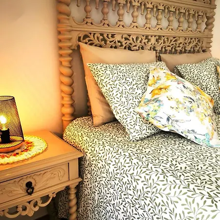'Algarve', Charming Portuguese Style Apartment In The Historical Centre, 'Vida A Portuguesa' Portimao