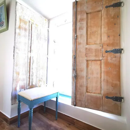 'Algarve', Charming Portuguese Style Apartment In The Historical Centre, 'Vida A Portuguesa' Apartment *