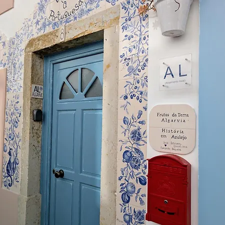 'Algarve', Charming Portuguese Style Apartment In The Historical Centre, 'Vida A Portuguesa' Portimão