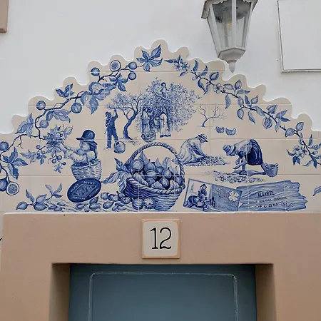 'Algarve', Charming Portuguese Style Apartment In The Historical Centre, 'Vida A Portuguesa'