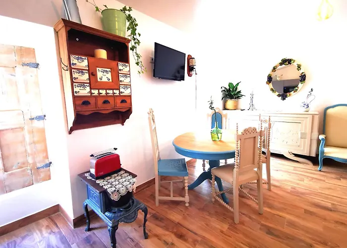 Vida A Portuguesa, Charming 