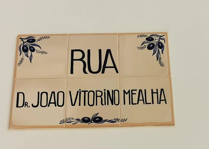 Vida à Portuguesa, Charming Algarve , In The Cultural&historical Center Portimão
